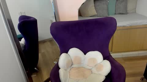 Snapshot of andrecastaneda chatting on October 31, 6:53 pm Andre Castaneda online show from October 31, 6:53 pm