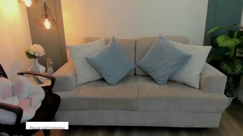 Snapshot of andrecastaneda chatting on June 6, 11:59 am Andre Castaneda online show from June 6, 11:59 am