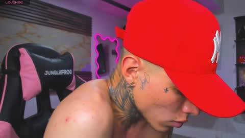 Snapshot of andrees_s chatting on September 23, 12:24 am andrees_s online show from September 23, 12:24 am