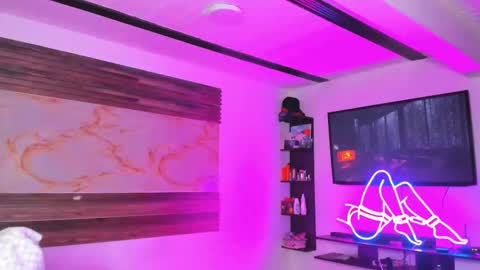 Snapshot of andrees_s chatting on October 8, 1:03 am andrees_s online show from October 8, 1:03 am