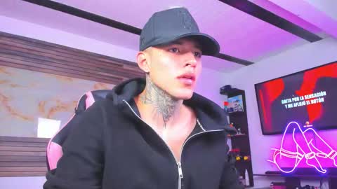 Snapshot of andrees_s chatting on October 24, 11:23 pm andrees_s online show from October 24, 11:23 pm