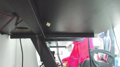 Snapshot of andrees_s chatting on November 10, 6:51 pm andrees_s online show from November 10, 6:51 pm