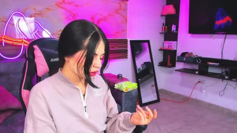 andrees_s online show from May 31, 1:47 am