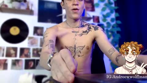 Snapshot of andreewwolffman chatting on January 14, 1:04 am Andrew online show from January 14, 1:04 am