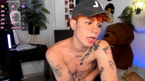 Snapshot of andreewwolffman chatting on September 16, 11:17 pm Andrew online show from September 16, 11:17 pm