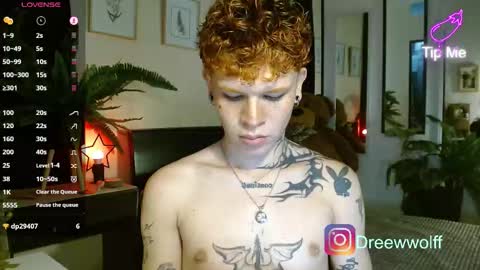 Snapshot of andreewwolffman chatting on March 20, 3:17 pm Andrew online show from March 20, 3:17 pm