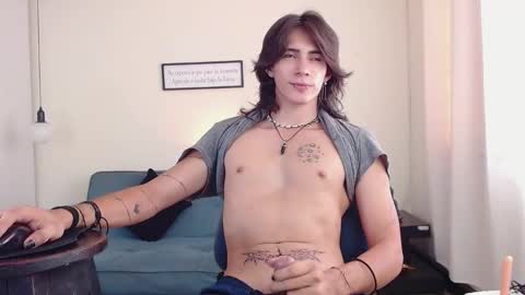 Snapshot of andreey50 chatting on February 3, 8:13 pm Andrey online show from February 3, 8:13 pm