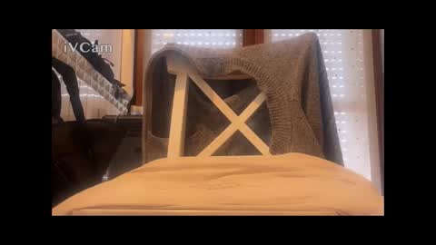 Snapshot of andregio0087 chatting on January 8, 9:00 am andregio0087 online show from January 8, 9:00 am