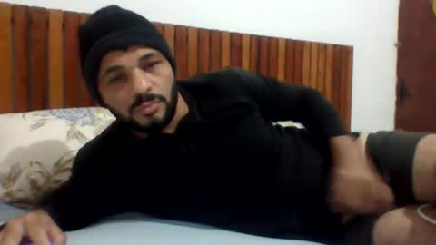 Snapshot of andreloko123 chatting on June 11, 1:38 am andreloko123 online show from June 11, 1:38 am