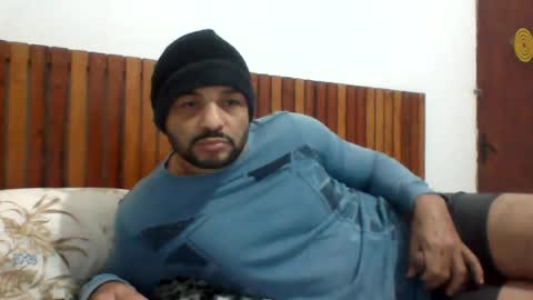 Snapshot of andreloko123 chatting on June 23, 1:03 am andreloko123 online show from June 23, 1:03 am