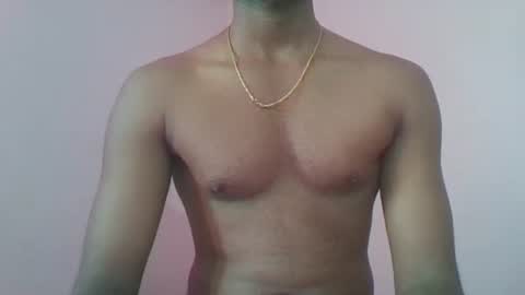 Snapshot of andres01_ chatting on October 15, 5:51 am andres01_ online show from October 15, 5:51 am