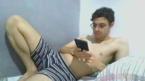 andres129494 online show from November 14, 2:10 am