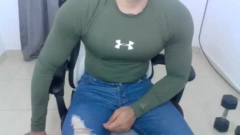 andres180950734 online show from October 30, 9:55 am