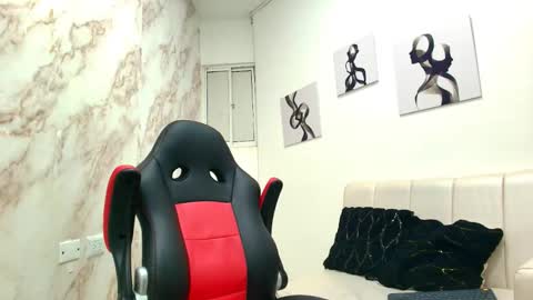 andres_stud online show from January 8, 4:26 am