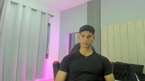 Snapshot of andres_stud777 chatting on September 16, 4:57 am ANDRES online show from September 16, 4:57 am