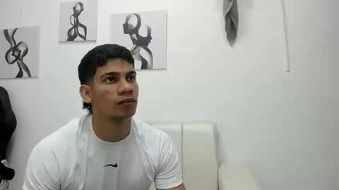 Snapshot of andres_stud777 chatting on September 17, 4:25 am ANDRES online show from September 17, 4:25 am