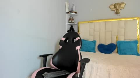 ANDRES online show from July 7, 6:45 pm