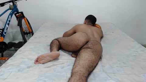 Snapshot of andresfern chatting on April 7, 12:00 am ANDRES online show from April 7, 12:00 am