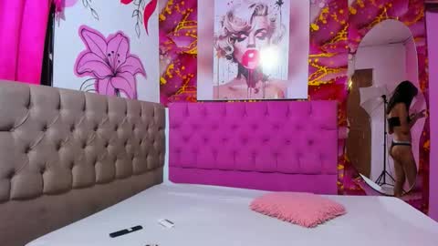 Sophie online show from March 17, 11:52 pm