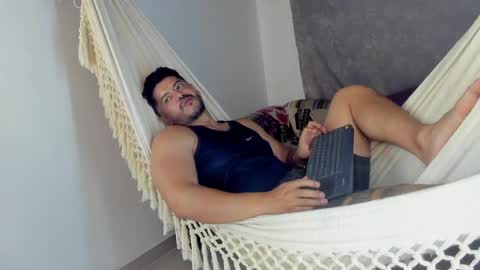 Snapshot of andressmith__ chatting on May 27, 1:57 am Andres online show from May 27, 1:57 am