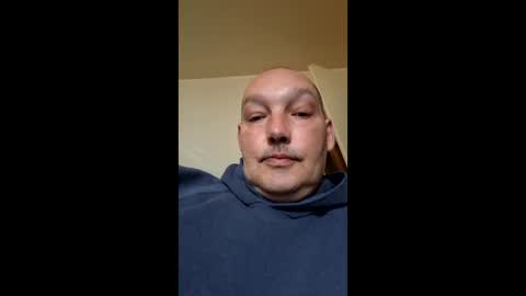 andrew45790156435 online show from May 7, 10:53 am