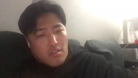 andrew670117 online show from March 22, 5:33 am