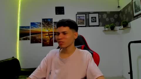 andrew_2811 online show from November 5, 6:57 am