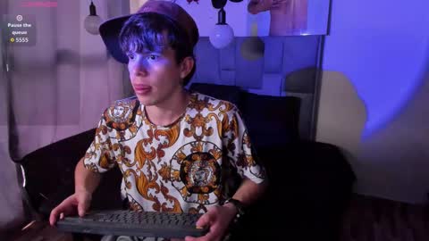 andrew_angels online show from November 27, 1:13 pm