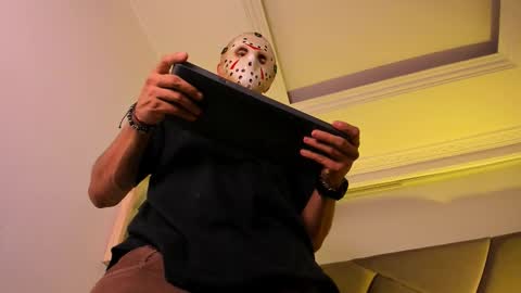 Snapshot of andrew_colleman1 chatting on October 28, 7:01 am Colleman online show from October 28, 7:01 am