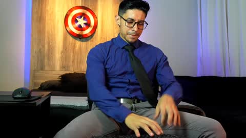 Andrew online show from December 15, 7:13 am