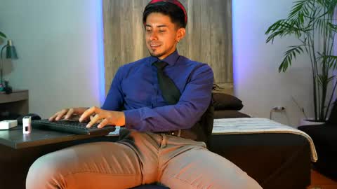 Andrew online show from May 8, 3:12 am