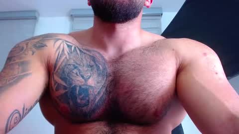 andrew_holden__ online show from February 11, 2:25 am