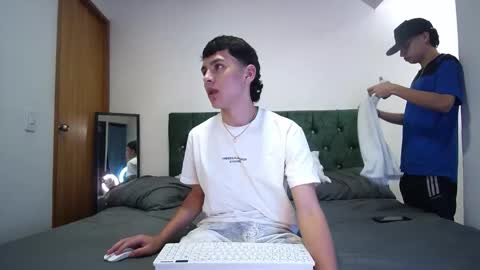 andrew restrepo online show from September 23, 1:41 am