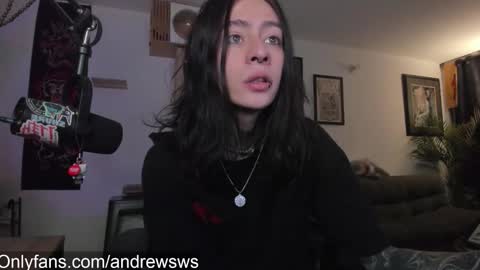 andrew_round online show from December 3, 12:29 am