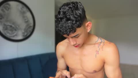 Andrew M. online show from November 8, 3:56 pm