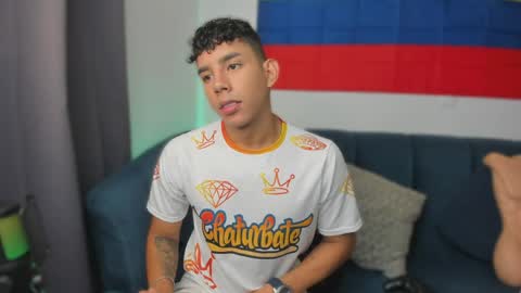 Snapshot of andrew_twink18 chatting on June 5, 3:07 pm Andrew M. online show from June 5, 3:07 pm