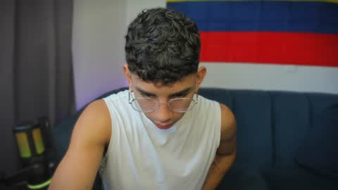Snapshot of andrew_twink18 chatting on June 11, 4:16 pm Andrew M. online show from June 11, 4:16 pm