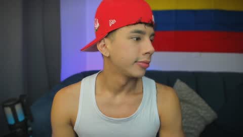 Snapshot of andrew_twink18 chatting on June 13, 1:42 pm Andrew M. online show from June 13, 1:42 pm