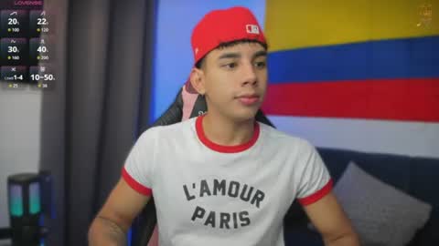 Snapshot of andrew_twink18 chatting on June 30, 11:50 pm Andrew M. online show from June 30, 11:50 pm