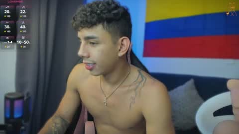 Snapshot of andrew_twink18 chatting on July 2, 3:23 am Andrew M. online show from July 2, 3:23 am