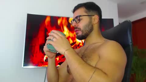 ANDREW WEST online show from January 19, 1:33 pm