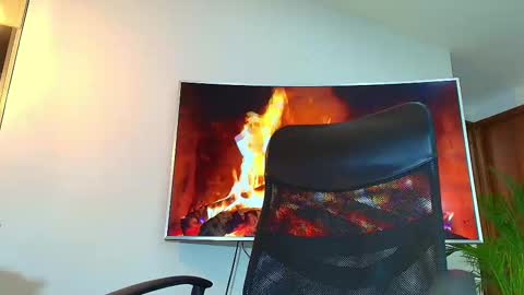 ANDREW WEST online show from February 25, 2:58 am