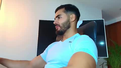 ANDREW WEST online show from February 25, 12:03 pm