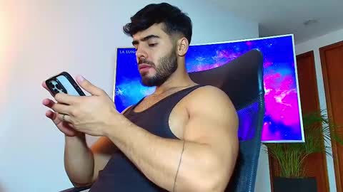 ANDREW WEST online show from March 11, 4:43 am