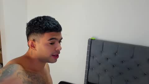 andrew online show from January 10, 1:24 pm