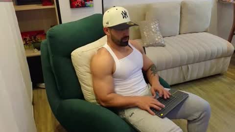 Andrew online show from October 23, 2:22 am