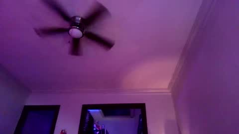 andrewgennie online show from February 21, 9:21 am