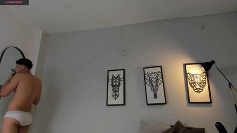 Snapshot of andrewlamar77 chatting on March 12, 1:30 pm Andrewlamar21 online show from March 12, 1:30 pm