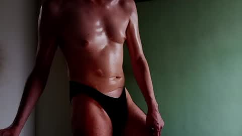 Snapshot of andrewmature chatting on July 27, 7:10 pm andrewmature online show from July 27, 7:10 pm
