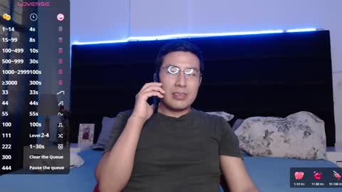 andrewmhilton_ online show from January 13, 10:56 pm